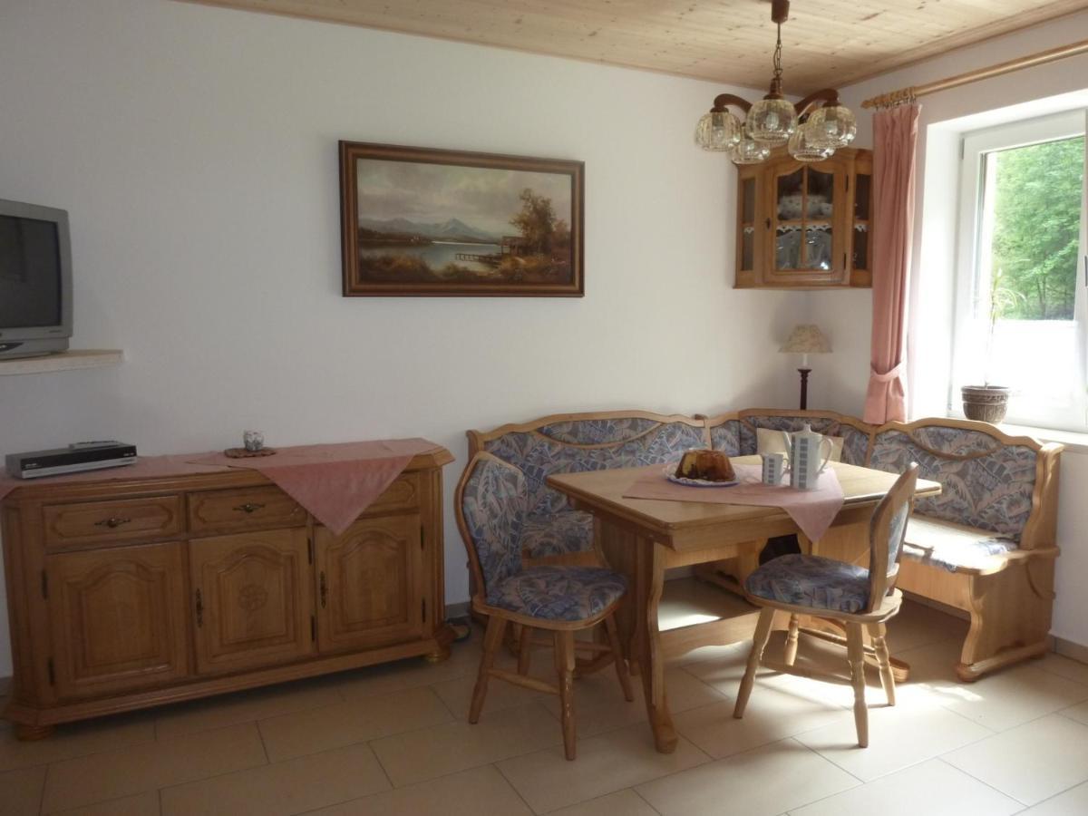 Gaestehaus Forstner Apartment Loich